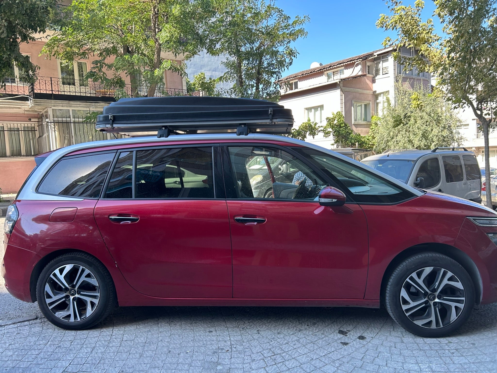 For Citroen C4 Grand Spacetourer Roof Rack System, Aluminium Cross Bar, Metal Bracket, Lockable, 2018-Up Black For Citroen C4 Grand Spacetourer Roof Rack System, Aluminium Cross Bar, Metal Bracket, Lockable, 2018-Up Black